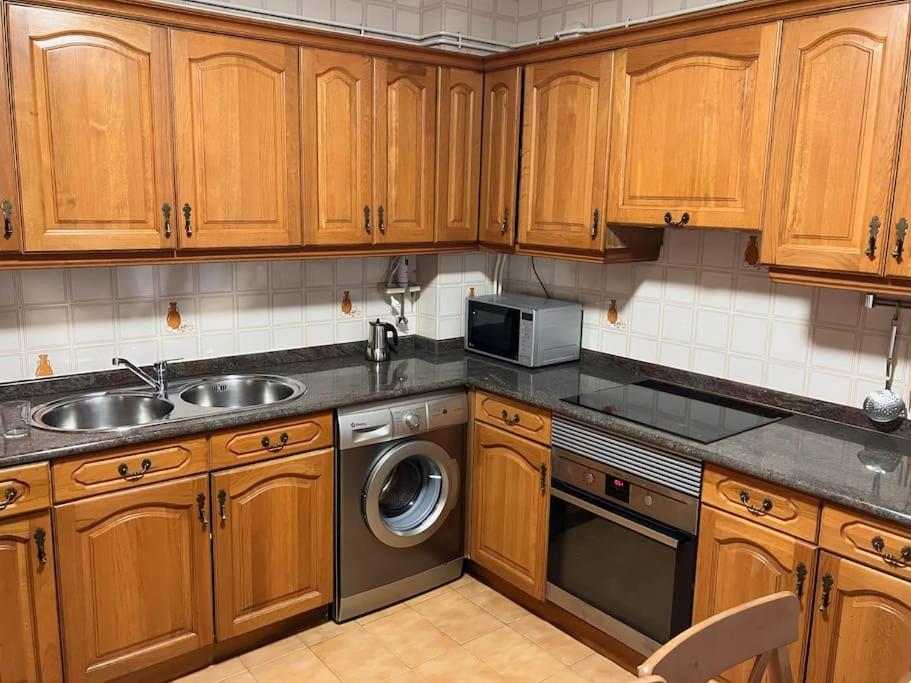 Duplex 122M2, 4 Dormitorios, 2 Banos Completos, Wifi 1Gb Mundaka Eksteriør bilde