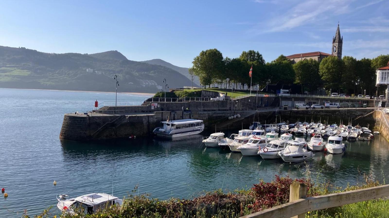Duplex 122M2, 4 Dormitorios, 2 Banos Completos, Wifi 1Gb Mundaka Eksteriør bilde